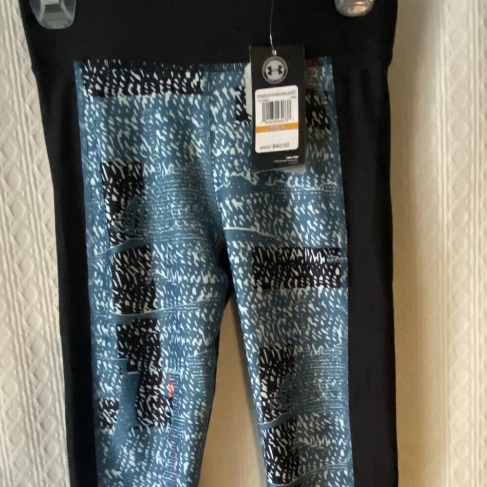 Under Armour Heat Gear Compression Crop Leggings NWT, sz SM/P/CH